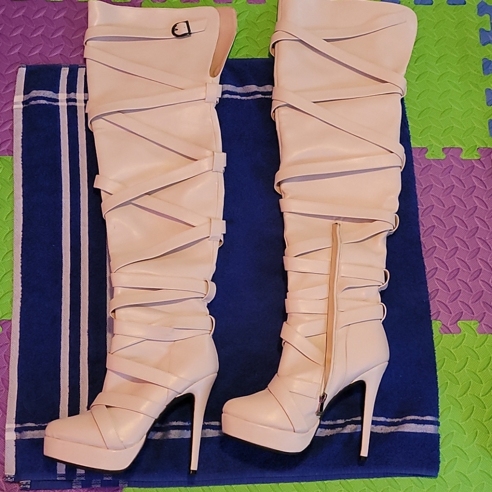 High stelleto boots